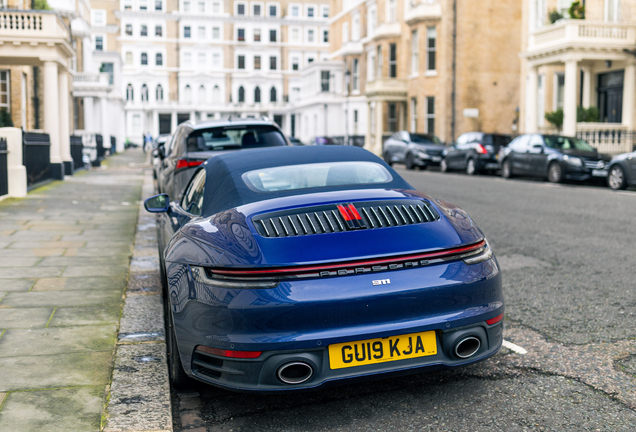Porsche 992 Carrera 4S Cabriolet MkI
