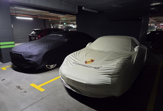 Porsche 992 Carrera 4S MkI