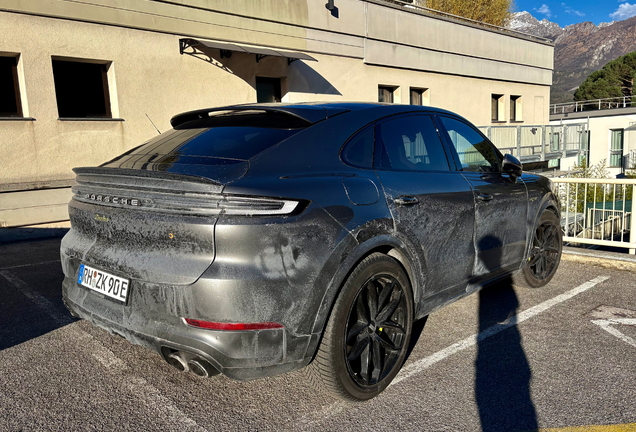 Porsche Cayenne Coupé Turbo E-Hybrid