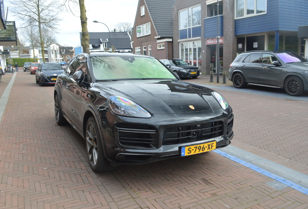 Porsche Cayenne Coupé Turbo S E-Hybrid