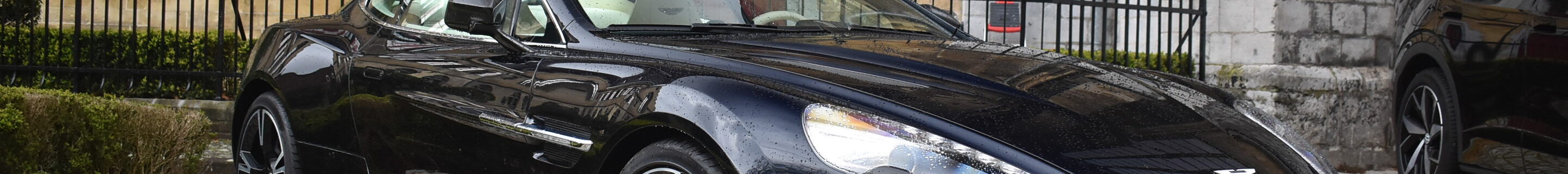 Aston Martin Vanquish S 2017