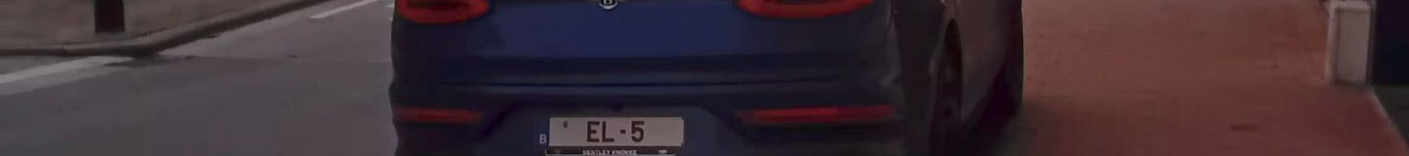 Bentley Bentayga Hybrid 2021