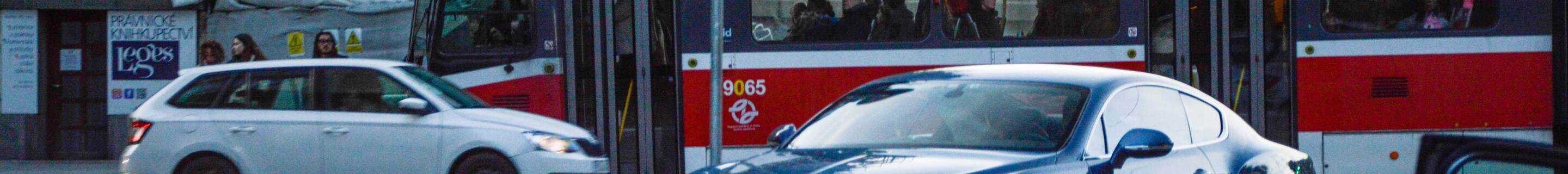 Bentley Continental GT 2012