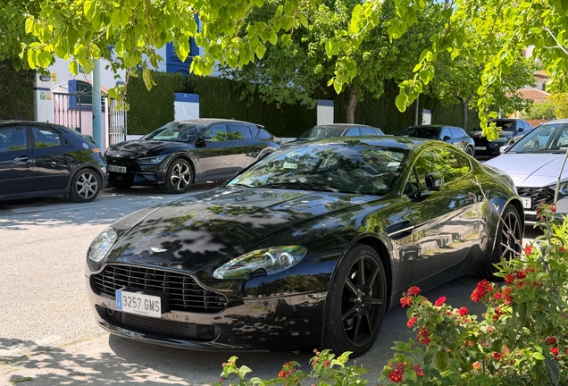 Aston Martin V8 Vantage