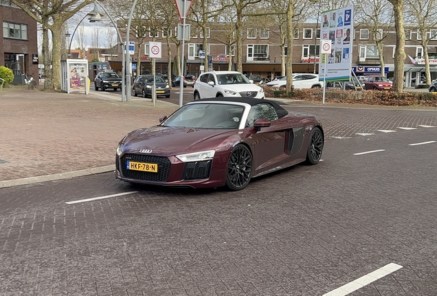 Audi R8 V10 Spyder 2016