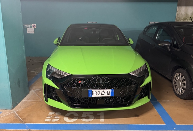 Audi RS3 Sportback 8Y 2025
