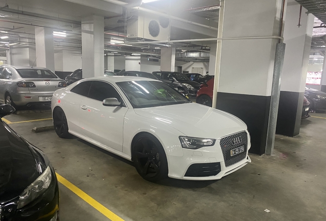 Audi RS5 B8 2012