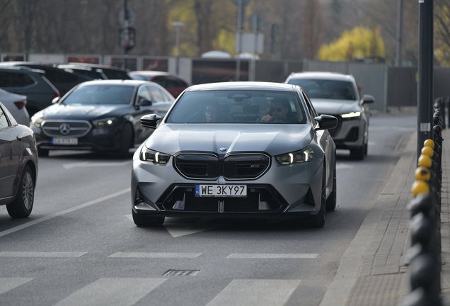 BMW M5 G90