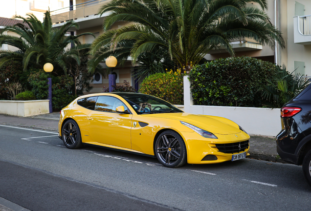 Ferrari FF