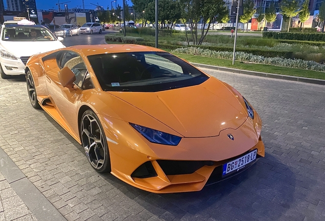 Lamborghini Huracán LP640-4 EVO