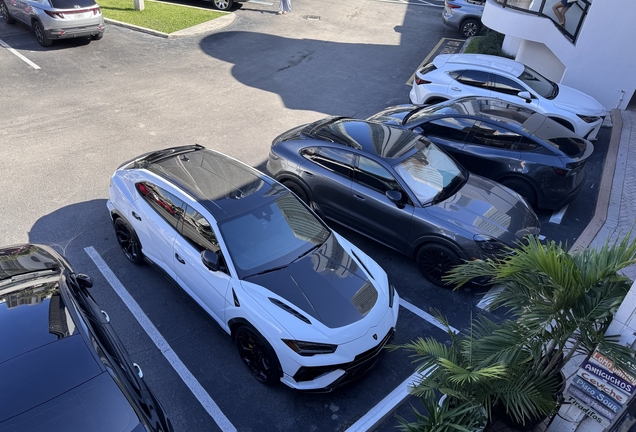 Lamborghini Urus Performante