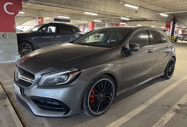 Mercedes-AMG A 45 W176 2015