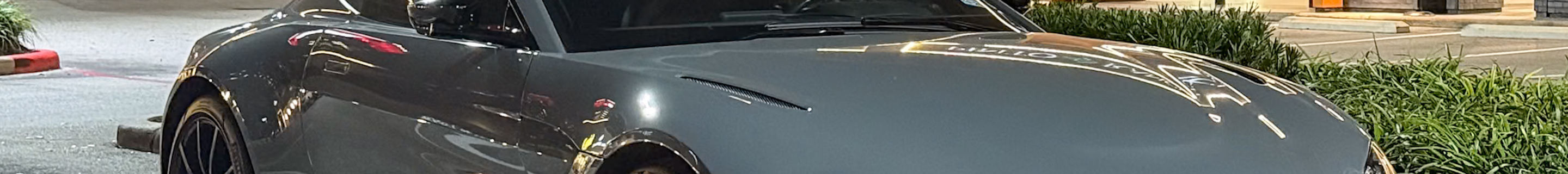 Aston Martin V8 Vantage 2018