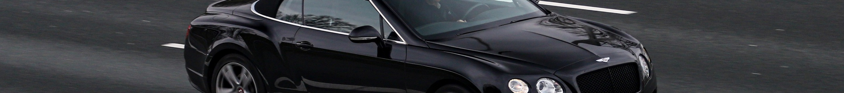 Bentley Continental GTC V8