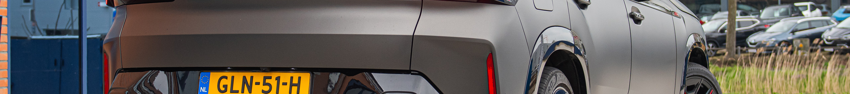 BMW XM G09 Label Red Larte Design