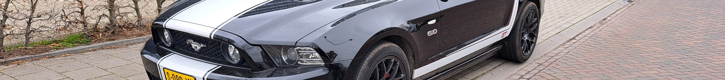 Ford Mustang GT 2013