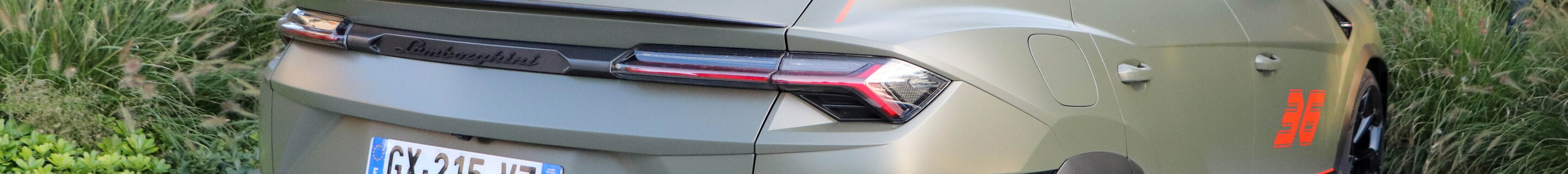 Lamborghini Urus Performante Essenza SCV12 Limited Edition