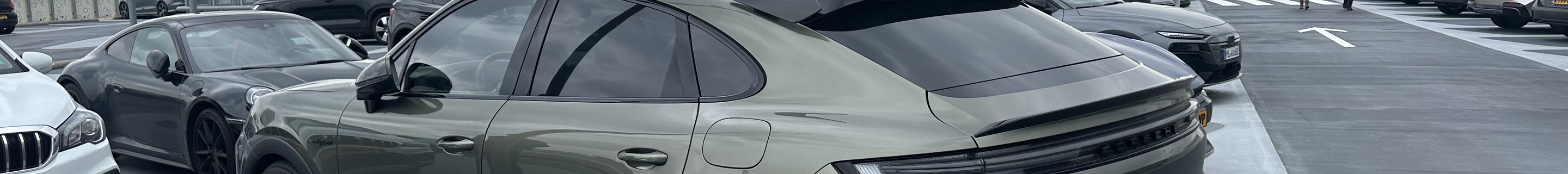 Porsche Cayenne Coupé Turbo E-Hybrid