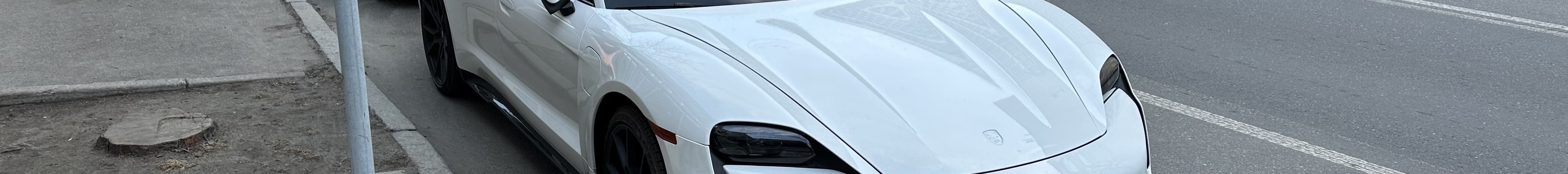 Porsche Taycan GTS Sport Turismo MkI