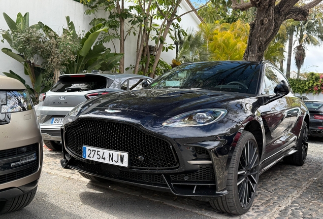 Aston Martin DBX S