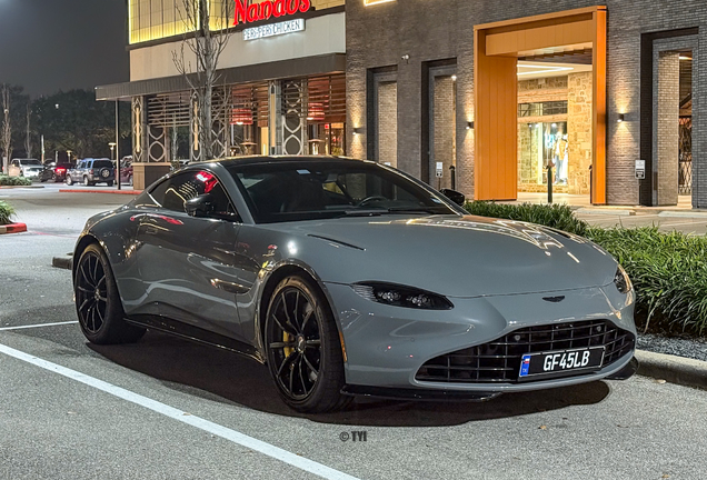 Aston Martin V8 Vantage 2018