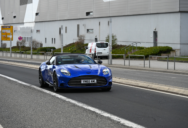 Aston Martin Vanquish Volante 2025