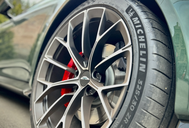 Aston Martin Vantage 2024