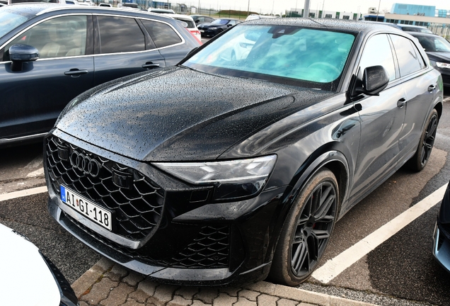 Audi RS Q8 2024