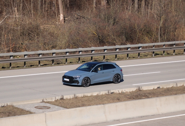 Audi RS3 Sportback 8Y 2025