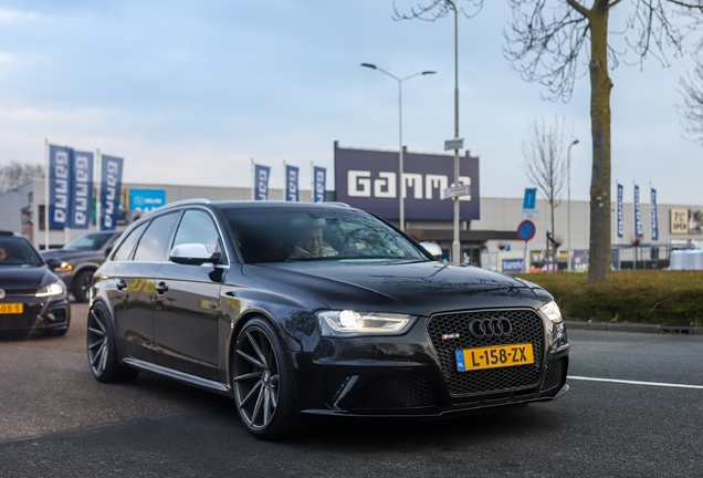 Audi RS4 Avant B8