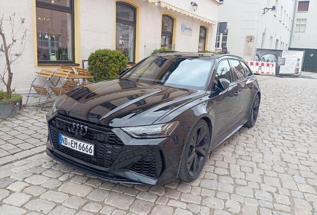 Audi RS6 Avant C8