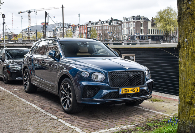 Bentley Bentayga Hybrid 2024