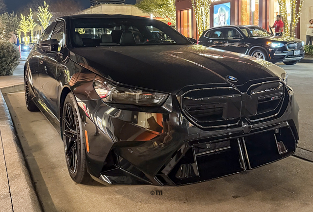 BMW M5 G90
