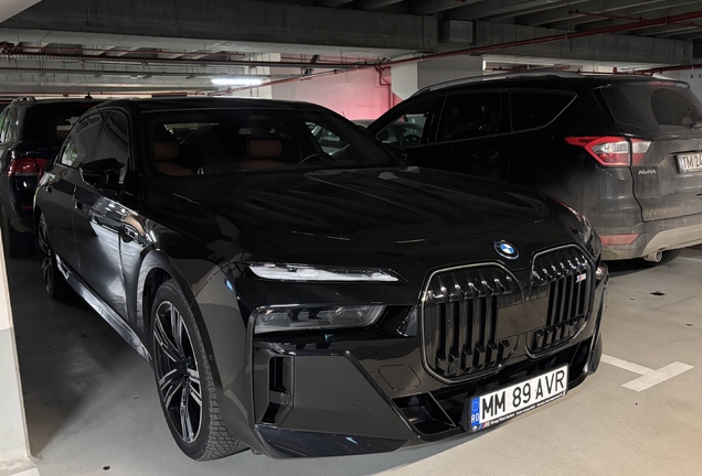 BMW M760e xDrive