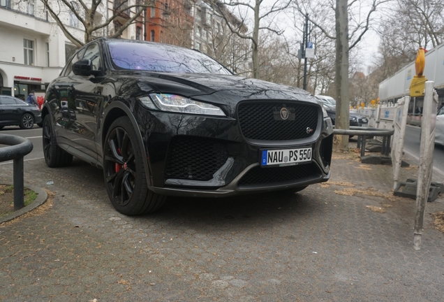 Jaguar F-PACE SVR