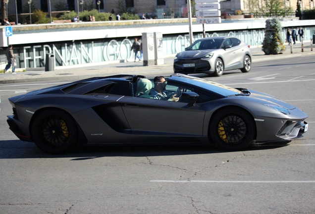Lamborghini Aventador S LP740-4 Roadster