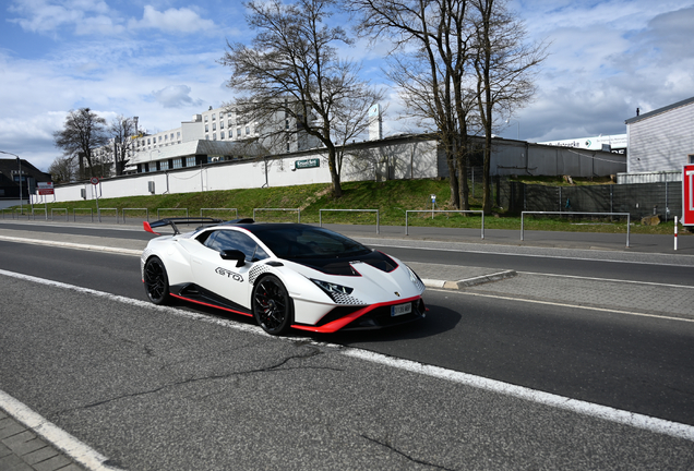Lamborghini Huracán LP640-2 STO