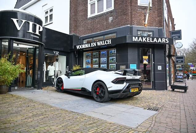Lamborghini Huracán LP640-4 Performante Spyder