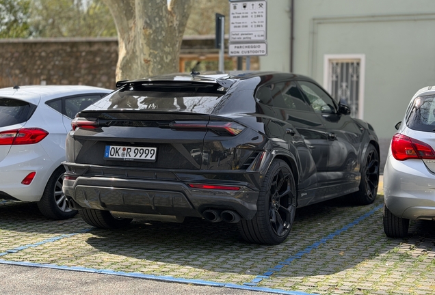 Lamborghini Urus Performante