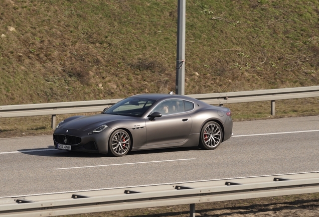 Maserati GranTurismo Modena