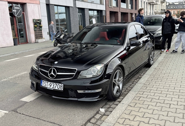 Mercedes-Benz C 63 AMG W204 2012
