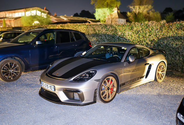 Porsche 718 Cayman GT4