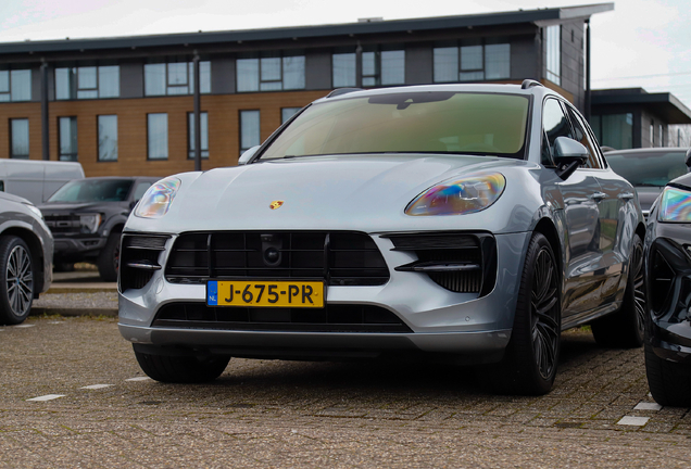 Porsche 95B Macan GTS MkII