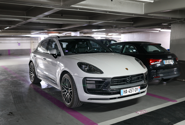 Porsche 95B Macan GTS MkIII