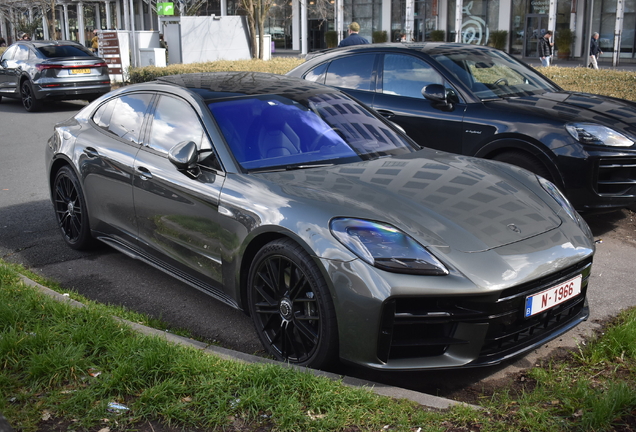 Porsche 972 Panamera Turbo E-Hybrid
