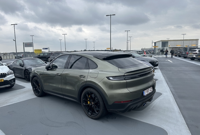 Porsche Cayenne Coupé Turbo E-Hybrid