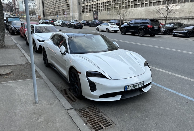 Porsche Taycan GTS Sport Turismo MkI