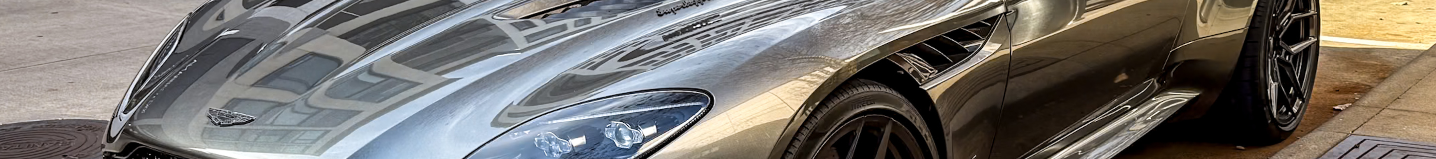 Aston Martin DBS Superleggera