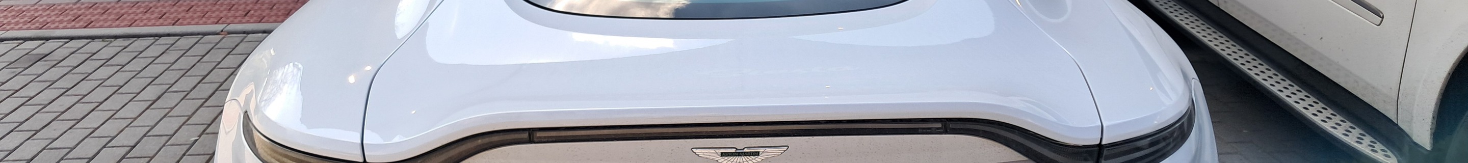 Aston Martin V8 Vantage 2018