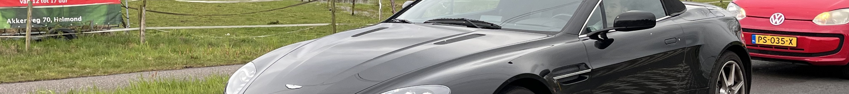 Aston Martin V8 Vantage Roadster